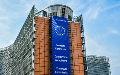 La Unión Europea solicita a los estados miembros que reabran su frontera interior